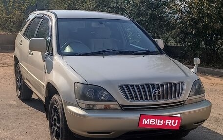 Toyota Harrier, 1998 год, 815 000 рублей, 1 фотография