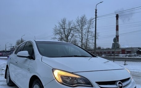 Opel Astra J, 2013 год, 820 000 рублей, 4 фотография