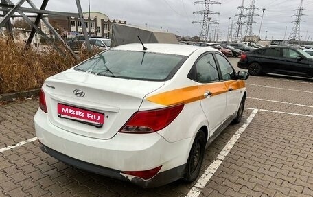 Hyundai Solaris II рестайлинг, 2016 год, 520 000 рублей, 4 фотография