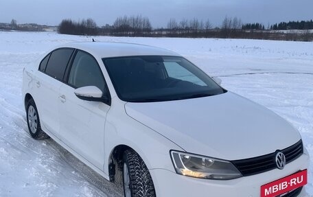 Volkswagen Jetta VI, 2014 год, 1 180 000 рублей, 3 фотография