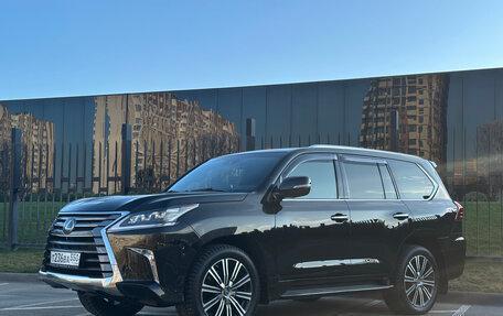 Lexus LX III, 2018 год, 9 750 000 рублей, 4 фотография