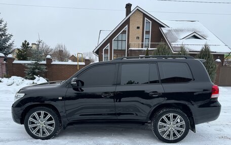 Toyota Land Cruiser 200, 2010 год, 2 799 000 рублей, 2 фотография