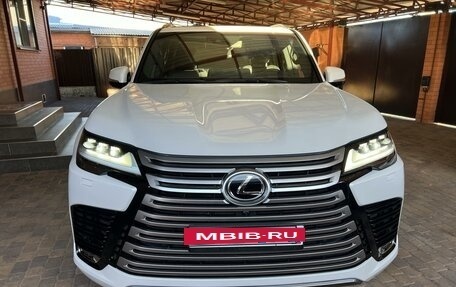 Lexus LX, 2022 год, 18 800 000 рублей, 10 фотография