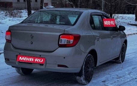 Renault Logan II, 2017 год, 810 000 рублей, 2 фотография