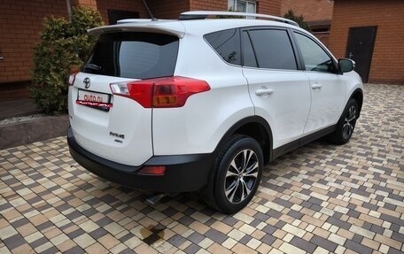 Toyota RAV4, 2015 год, 2 550 000 рублей, 5 фотография