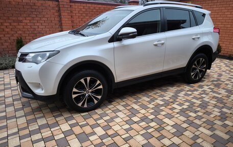 Toyota RAV4, 2015 год, 2 550 000 рублей, 7 фотография