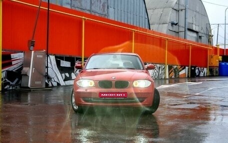 BMW 1 серия, 2008 год, 800 000 рублей, 1 фотография