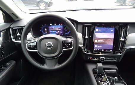 Volvo S90 II рестайлинг, 2024 год, 7 570 000 рублей, 12 фотография