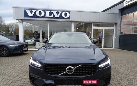 Volvo S90 II рестайлинг, 2024 год, 7 570 000 рублей, 2 фотография