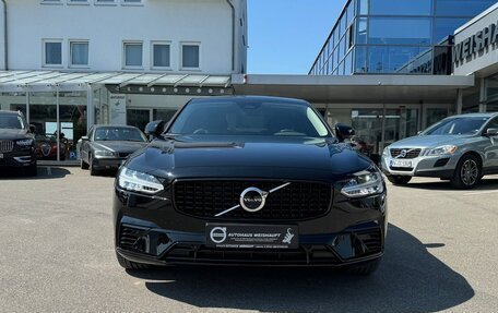 Volvo S90 II рестайлинг, 2024 год, 8 360 000 рублей, 2 фотография