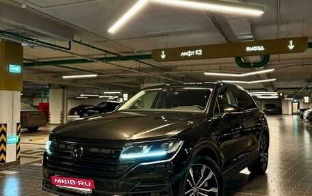 Volkswagen Touareg III, 2020 год, 5 800 000 рублей, 7 фотография