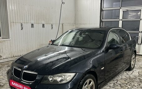 BMW 3 серия, 2005 год, 750 000 рублей, 4 фотография