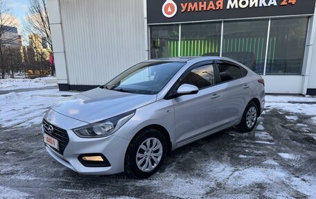 Hyundai Solaris II рестайлинг, 2018 год, 1 300 000 рублей, 8 фотография