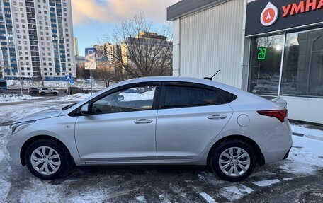 Hyundai Solaris II рестайлинг, 2018 год, 1 300 000 рублей, 7 фотография