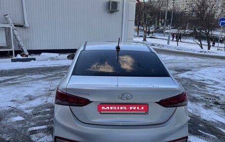 Hyundai Solaris II рестайлинг, 2018 год, 1 300 000 рублей, 5 фотография