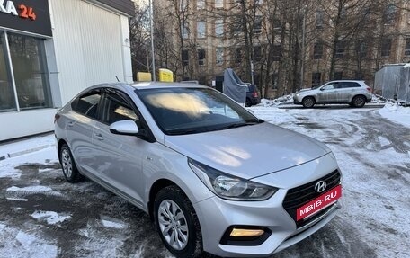 Hyundai Solaris II рестайлинг, 2018 год, 1 300 000 рублей, 2 фотография