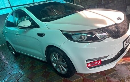 KIA Rio III рестайлинг, 2017 год, 1 399 000 рублей, 2 фотография