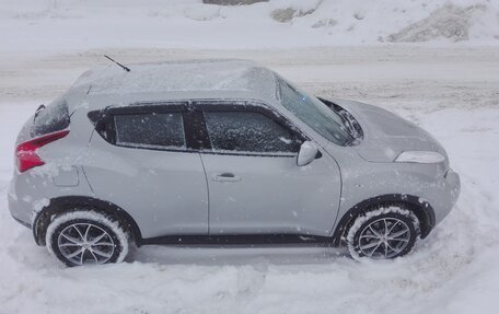 Nissan Juke II, 2014 год, 900 000 рублей, 4 фотография