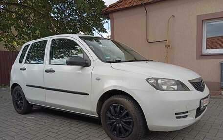 Mazda 2 III, 2004 год, 600 000 рублей, 4 фотография