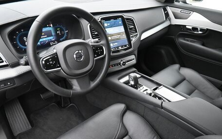 Volvo XC90 II рестайлинг, 2024 год, 9 760 000 рублей, 9 фотография