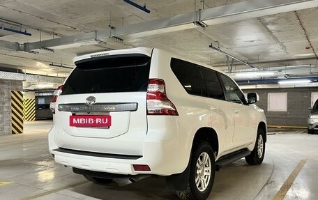 Toyota Land Cruiser Prado 150 рестайлинг 2, 2014 год, 3 900 000 рублей, 4 фотография