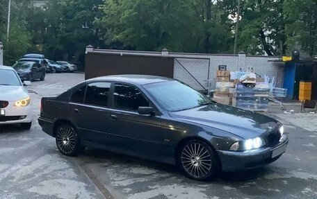 BMW 5 серия, 1996 год, 450 000 рублей, 1 фотография