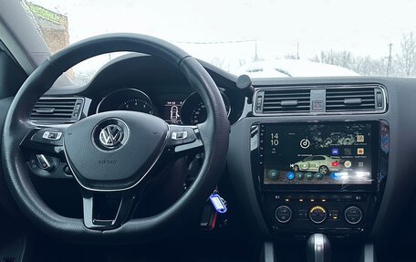 Volkswagen Jetta VI, 2016 год, 1 500 000 рублей, 20 фотография