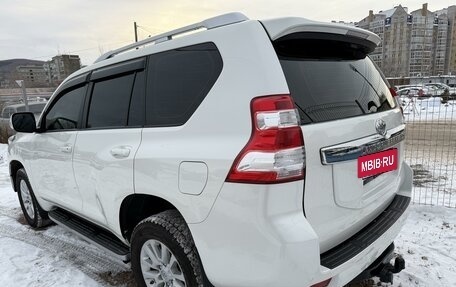 Toyota Land Cruiser Prado 150 рестайлинг 2, 2014 год, 4 200 000 рублей, 4 фотография