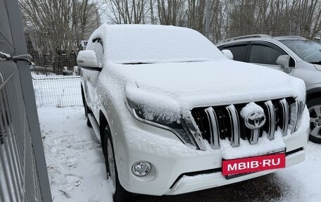 Toyota Land Cruiser Prado 150 рестайлинг 2, 2014 год, 4 200 000 рублей, 31 фотография