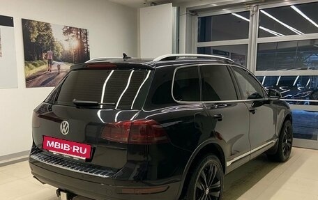 Volkswagen Touareg III, 2011 год, 2 250 000 рублей, 4 фотография