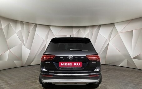 Volkswagen Tiguan II, 2019 год, 2 755 000 рублей, 8 фотография