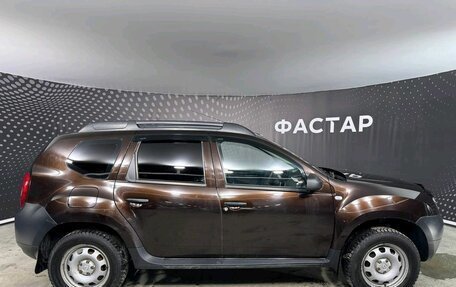 Renault Duster I рестайлинг, 2014 год, 999 000 рублей, 4 фотография