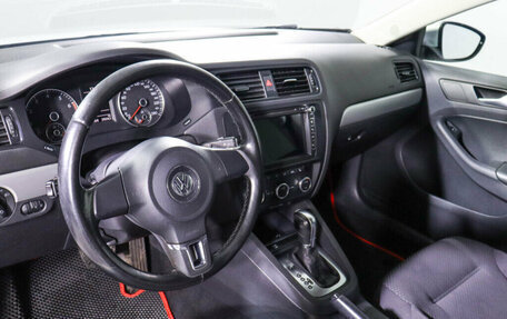 Volkswagen Jetta VI, 2012 год, 1 305 250 рублей, 14 фотография