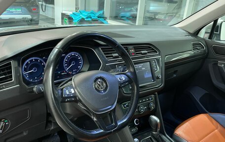 Volkswagen Tiguan II, 2017 год, 2 735 000 рублей, 10 фотография