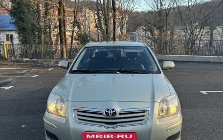 Toyota Avensis III рестайлинг, 2006 год, 750 000 рублей, 8 фотография