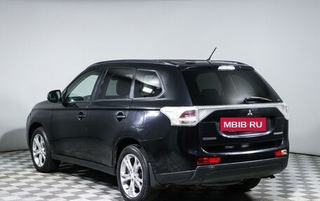 Mitsubishi Outlander III рестайлинг 3, 2012 год, 1 023 500 рублей, 7 фотография