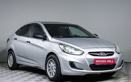 Hyundai Solaris II рестайлинг, 2013 год, 598 000 рублей, 3 фотография