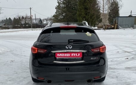 Infiniti FX II, 2011 год, 2 200 000 рублей, 7 фотография