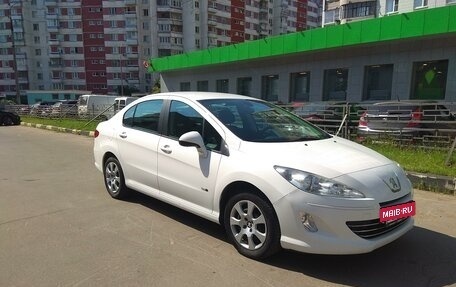 Peugeot 408 I рестайлинг, 2014 год, 615 000 рублей, 3 фотография