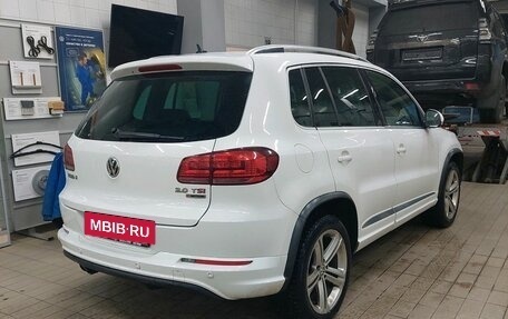 Volkswagen Tiguan I, 2016 год, 1 750 000 рублей, 4 фотография