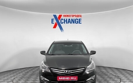 Hyundai Solaris II рестайлинг, 2015 год, 975 000 рублей, 1 фотография