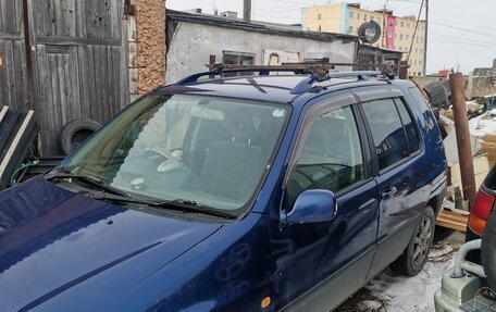 Toyota Raum I, 1999 год, 250 000 рублей, 2 фотография