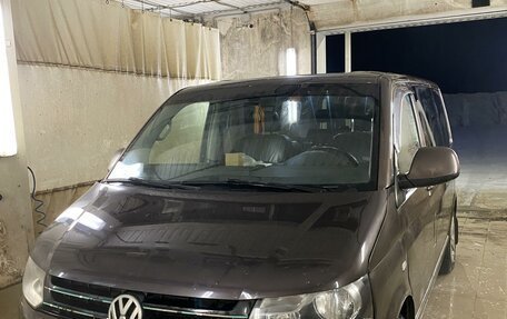 Volkswagen Multivan T5, 2012 год, 1 800 000 рублей, 1 фотография