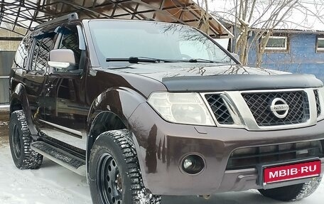 Nissan Pathfinder, 2010 год, 1 350 000 рублей, 1 фотография