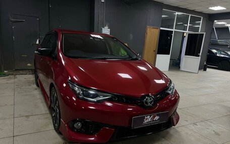 Toyota Auris II, 2017 год, 1 600 000 рублей, 6 фотография