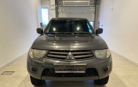 Mitsubishi L200 IV рестайлинг, 2012 год, 1 650 000 рублей, 2 фотография