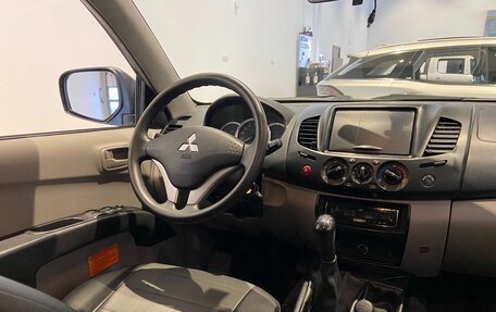 Mitsubishi L200 IV рестайлинг, 2012 год, 1 650 000 рублей, 23 фотография