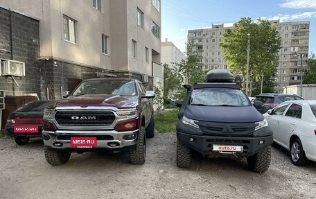 Mitsubishi Pajero Sport III рестайлинг, 2018 год, 4 200 000 рублей, 3 фотография