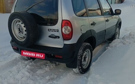 Chevrolet Niva I рестайлинг, 2013 год, 450 000 рублей, 6 фотография