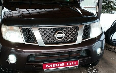 Nissan Pathfinder, 2010 год, 1 350 000 рублей, 22 фотография